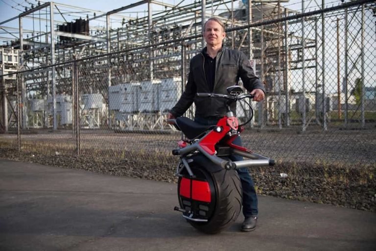Self Balancing RYNO electric bike
