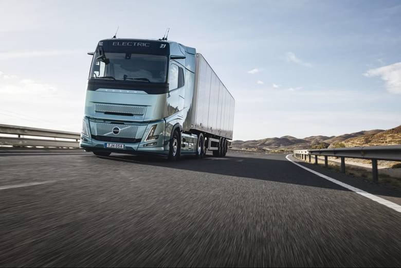 Volvo Launches 700 km Long‑Haul Electric Truck