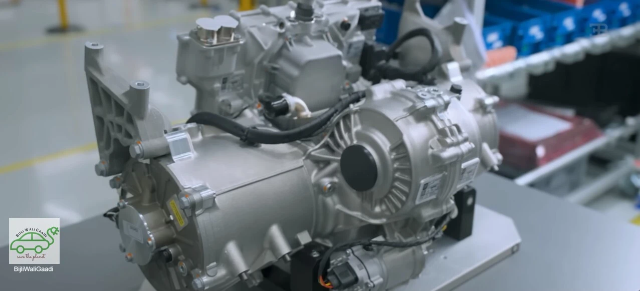Bugatti Tourbillon motor assembly in Hybrid Drive