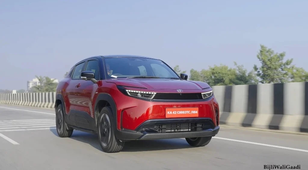 Toyota Ebella EV road presence is better than the Maruti Suzuki e-Vitara
