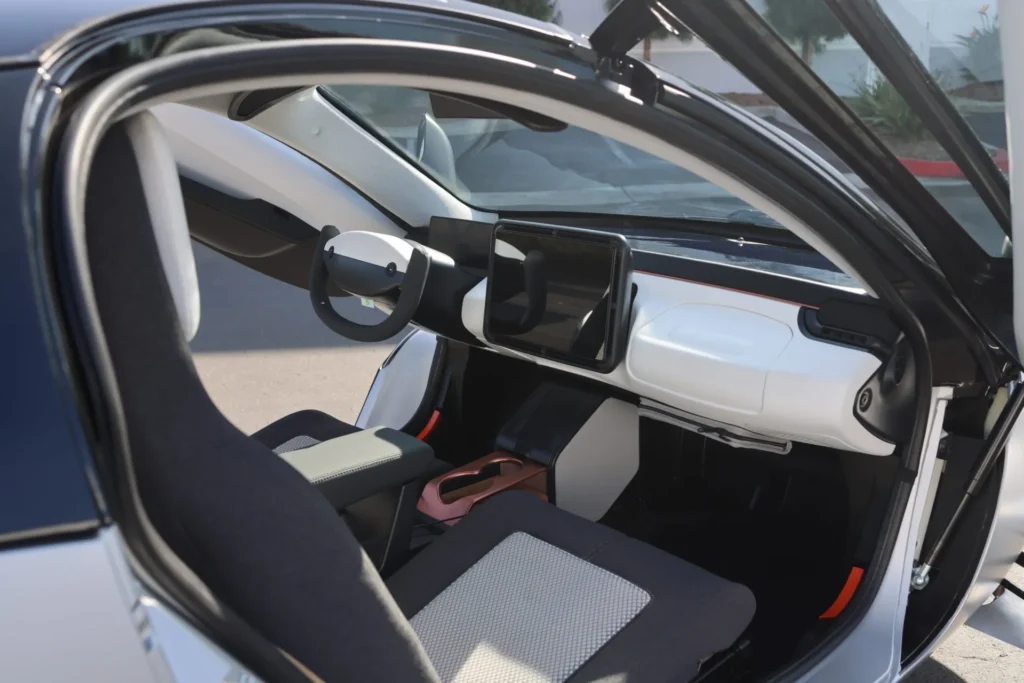 Aptera Solar EV (2026): Range, Price, Launch Edition & Real Solar Charging