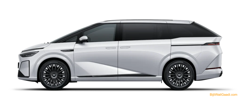 Meet the XPENG X9: Australia's New Luxury Electric MPV With 580km Range and 12-Minute Charging