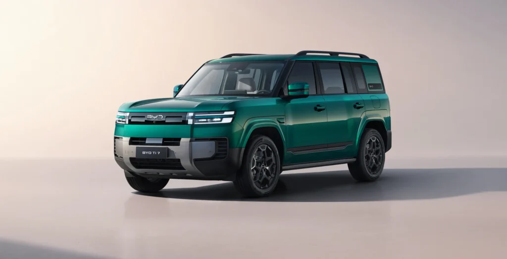 BYD Ti-7 Challenges the Land Rover Defender with a Powerful Hybrid Twist