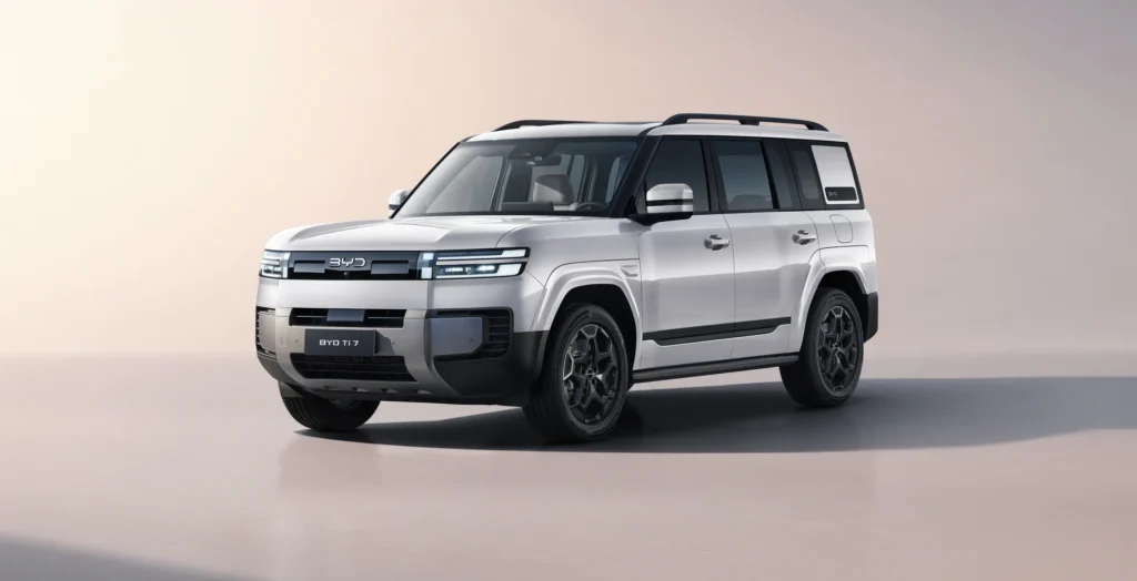 BYD Ti-7 Challenges the Land Rover Defender with a Powerful Hybrid Twist