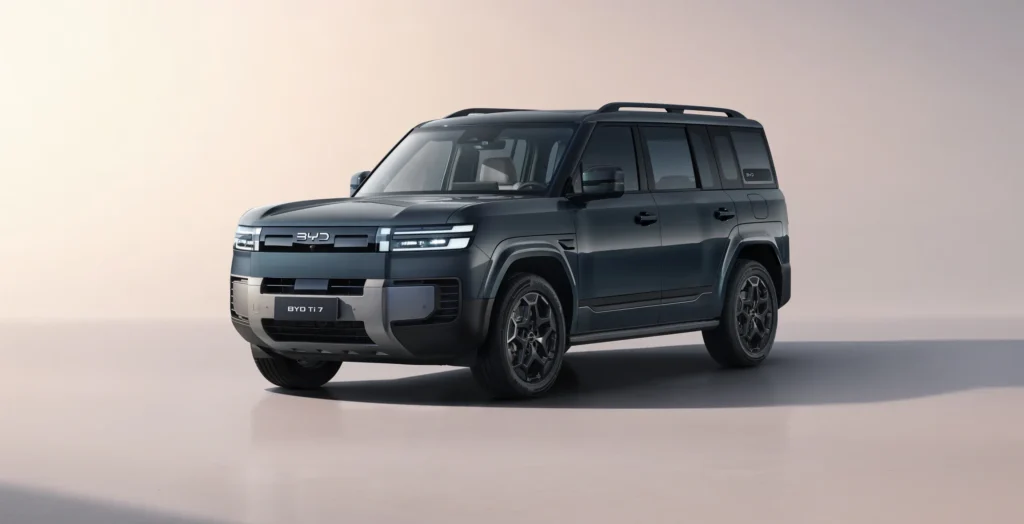 BYD Ti-7 Challenges the Land Rover Defender with a Powerful Hybrid Twist