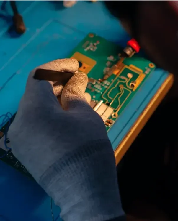 Avore Battery electronics