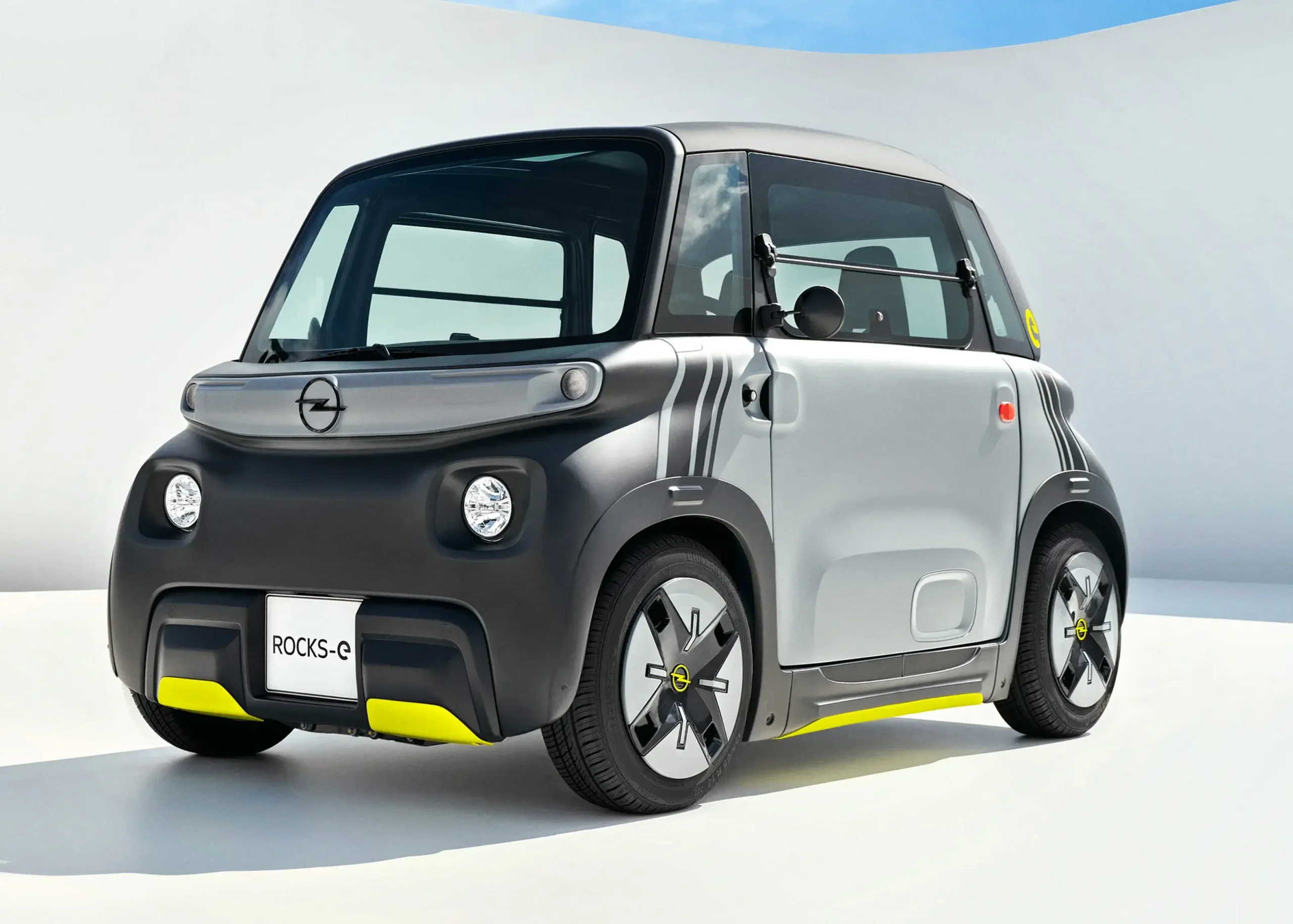 Opel Rocks Electric (Rocks-e) L6e quadricycle, license-free EVs