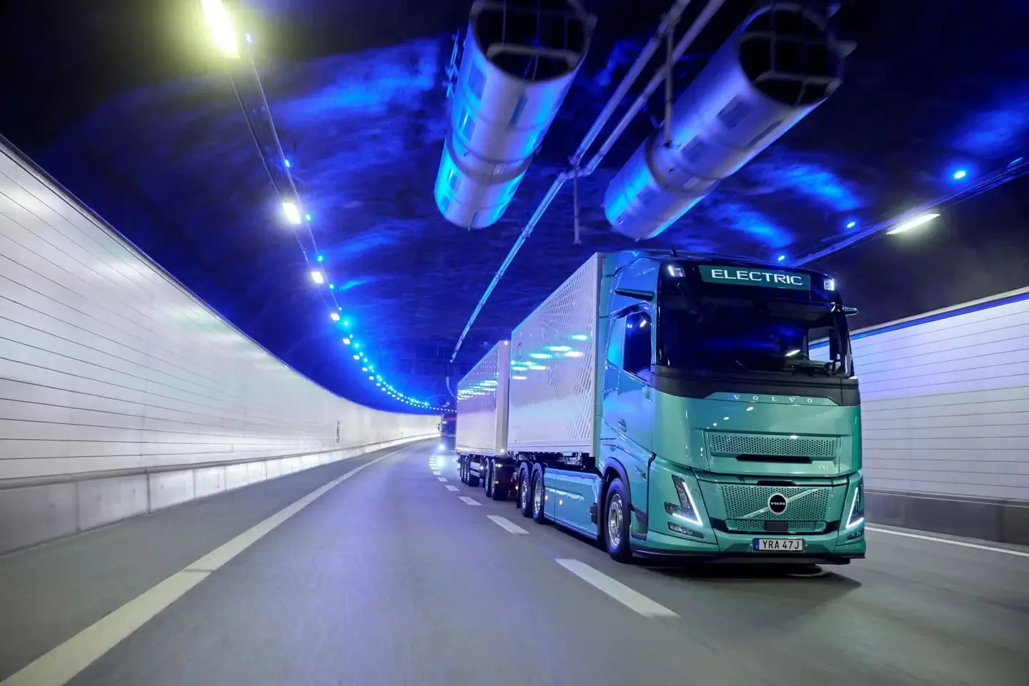 Volvo 80-tonne electric truck