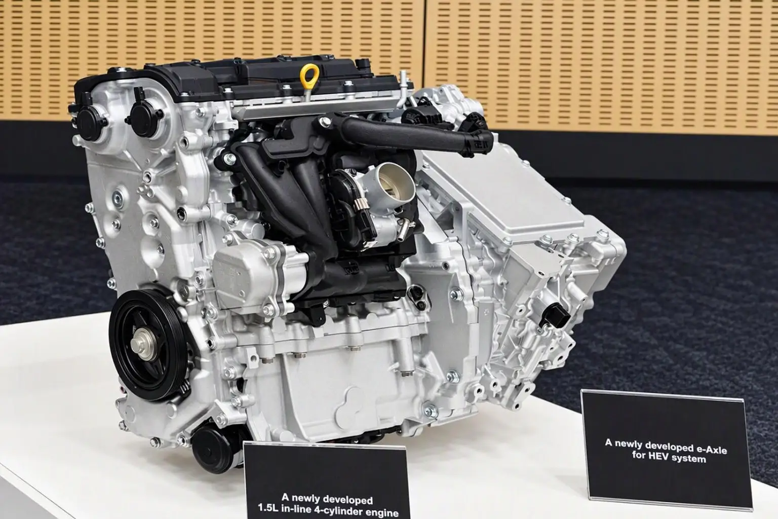 Toyota next generation hybrid-1.5l-in-line-4-cylinder-engine